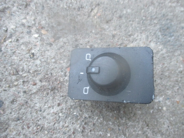 фото №1, Audi a6 c5 кнопка перемикач дзеркал