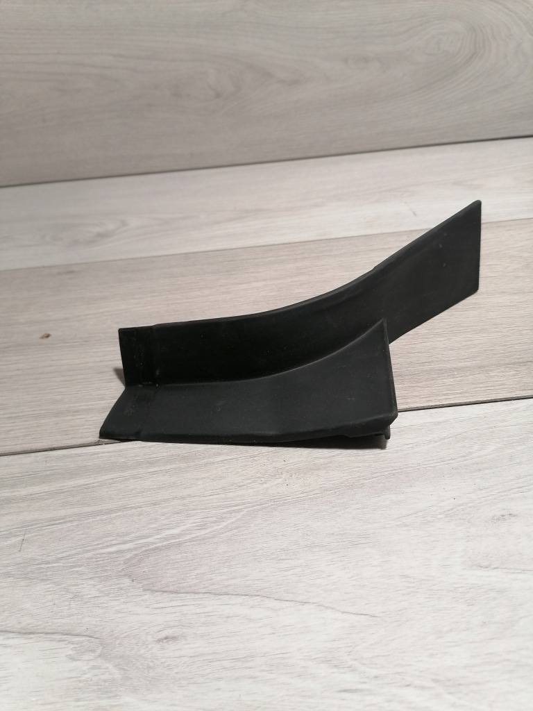 Купити Maserati quattroporte захист багажник. ліва 670014505