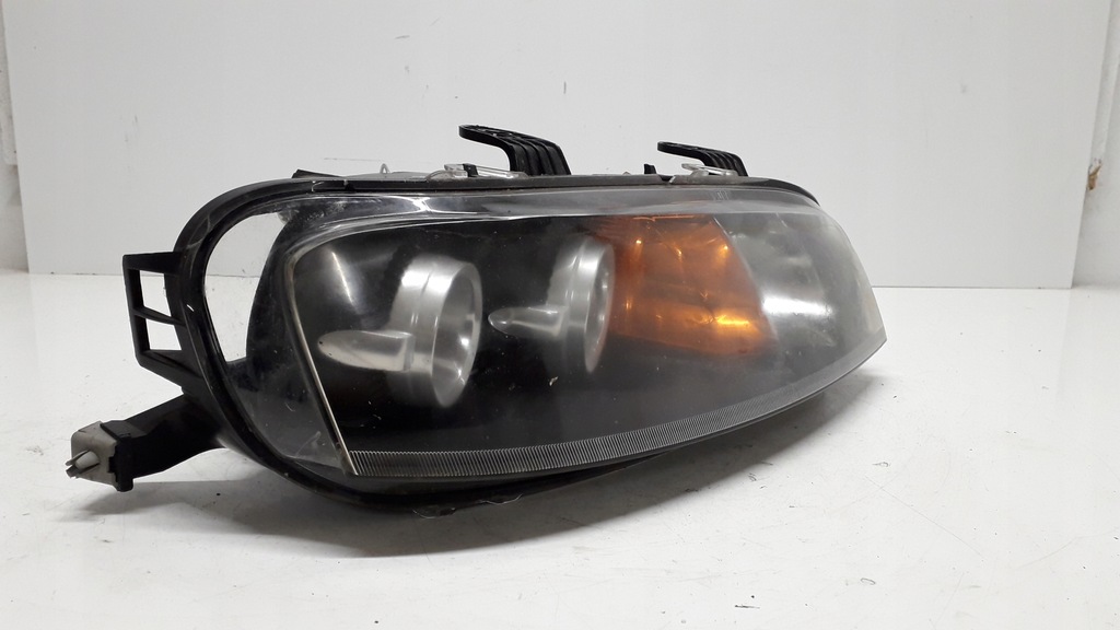 фото №9, Fiat punto 2 ii 99-03 лампа права передня