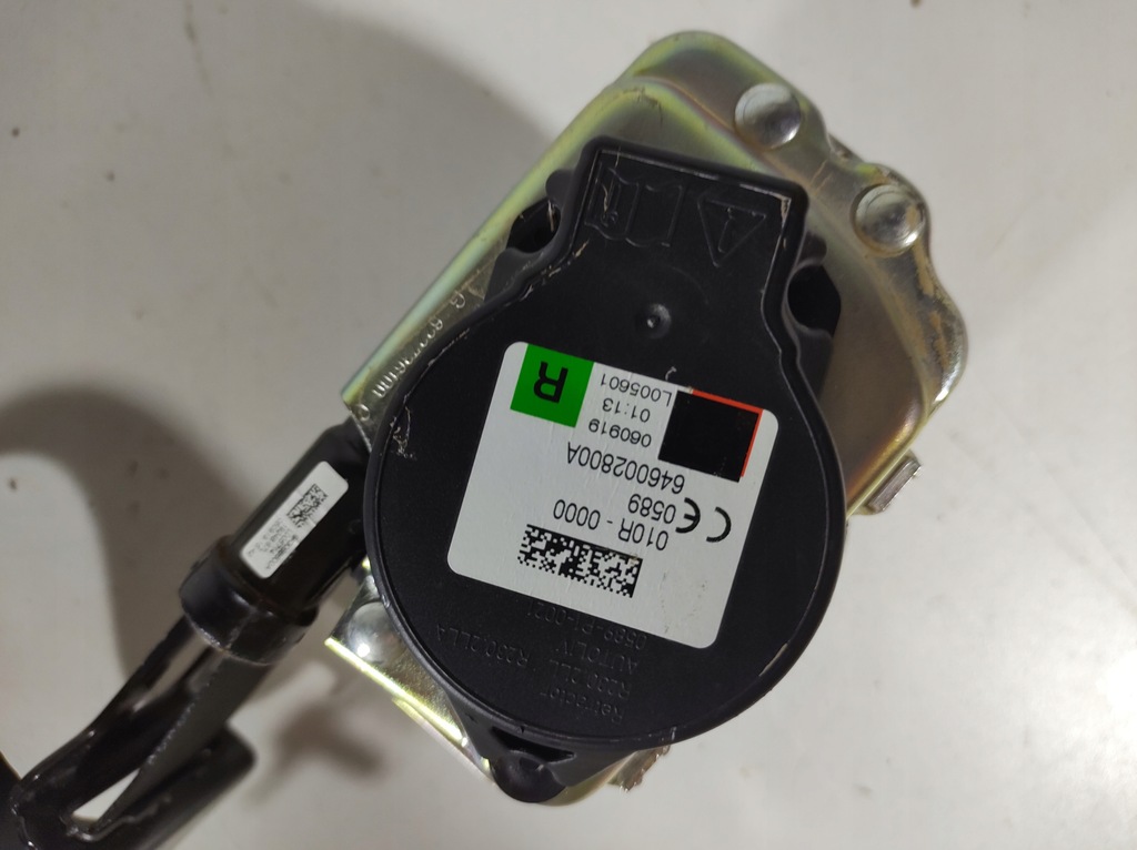 фото №6, Volvo v60 18r- pas безпеки правий перед