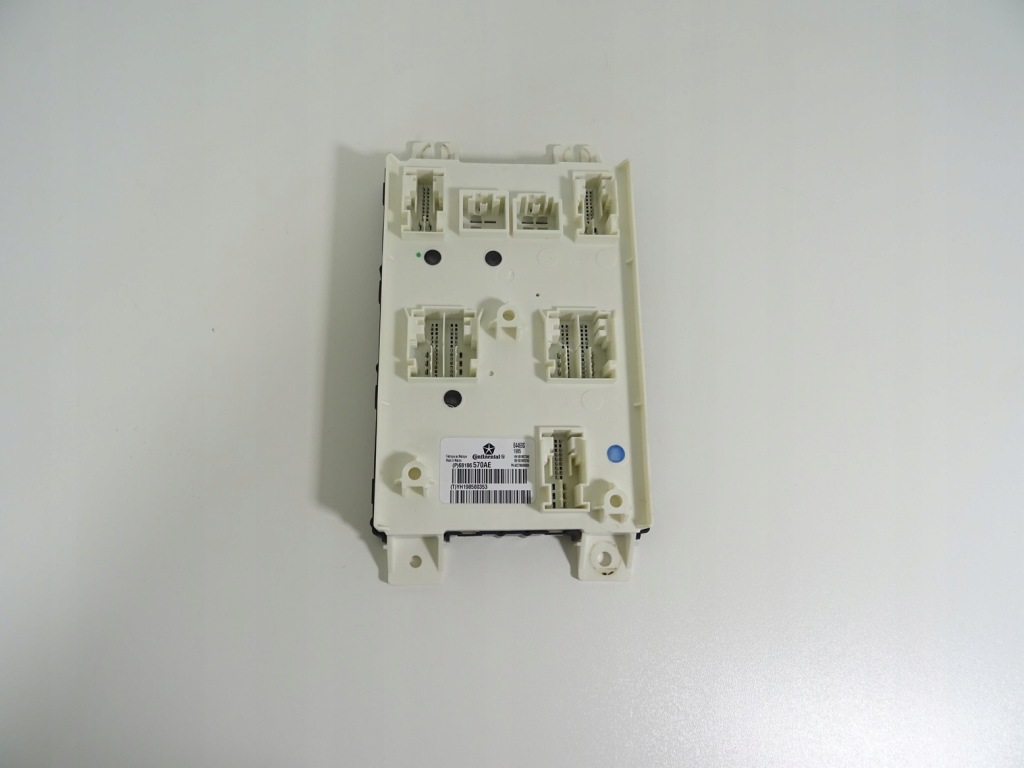 фото №1, 2015-2023 challenger 6.4 srt 6.2 hellcat модуль комфорту салону bcm кузов