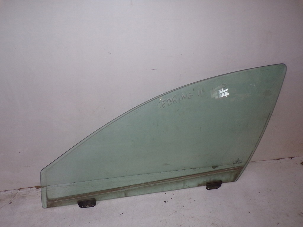 фото №1, Стекло дверь правый/левый перед sebring ii