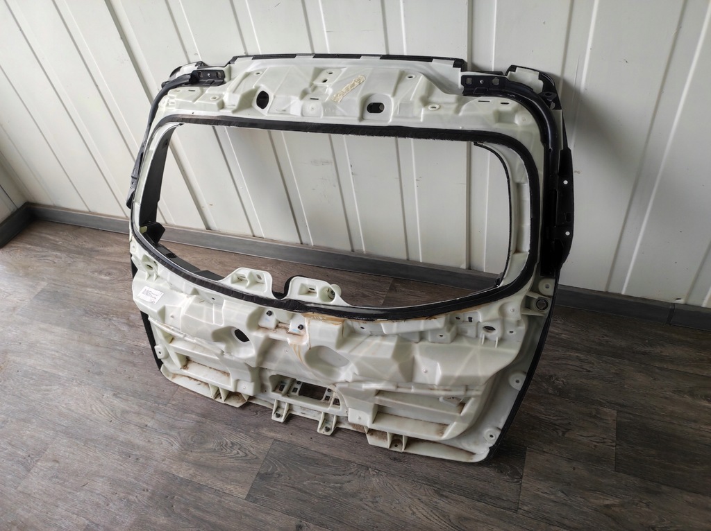 фото №2, Крышка багажника задняя renault captur ii 2019- -------