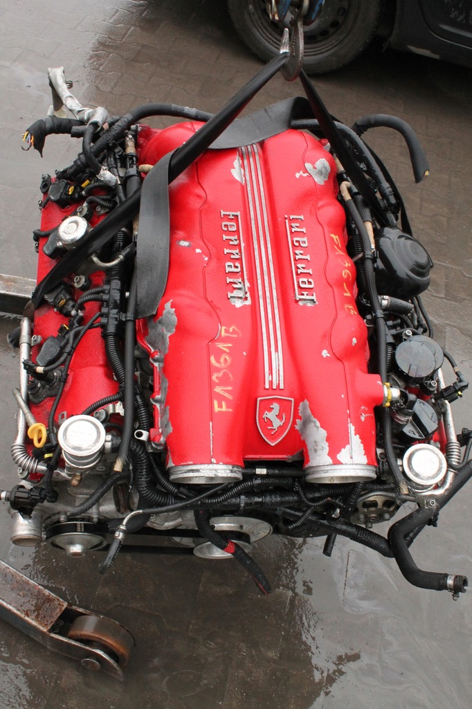 фото №1, Двигатель kompletny ferrari california f1361b 90 tys