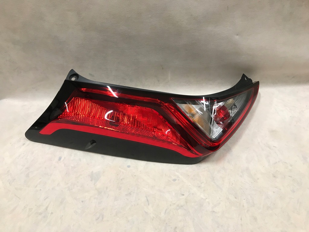 фото №1, Toyota aygo ii lift 18-22 лампа задня ліва led eu