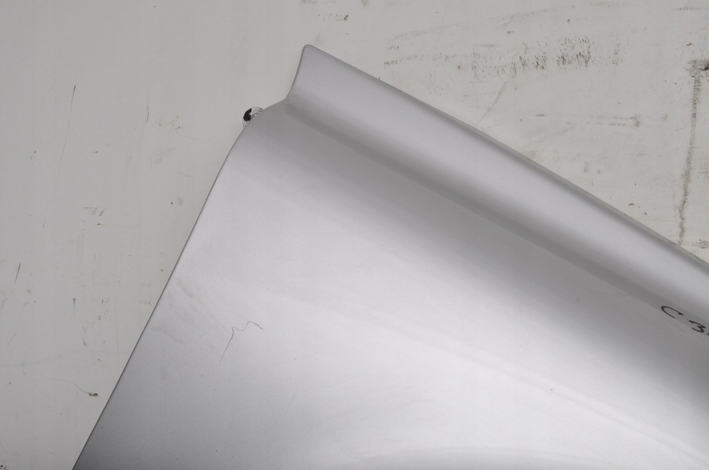 фото №7, Volvo c30 крила правий перед передній