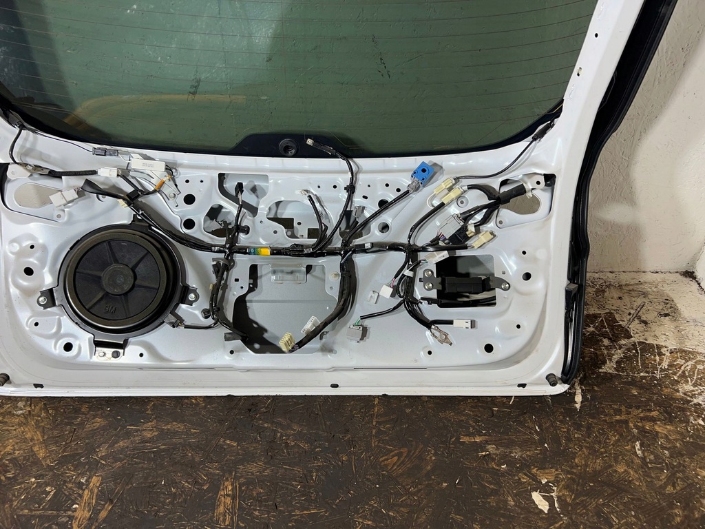 фото №8, Lexus nx 2016 задняя крышка багажника багажника