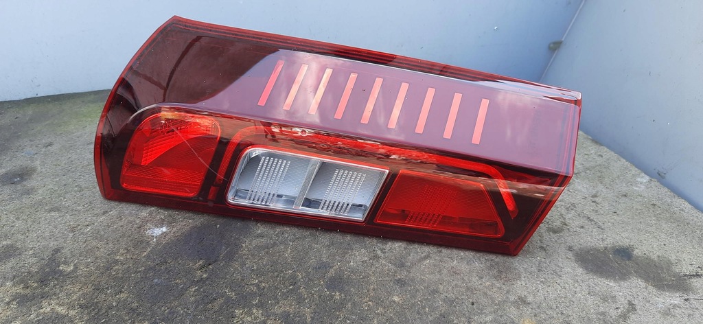 фото №4, Лампа лівий задня renault expres ii 265552205r