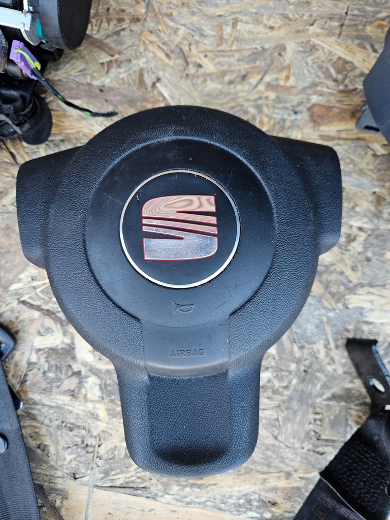 фото №12, Консоль приборная панель приборная панель seat leon ii 1p комплект