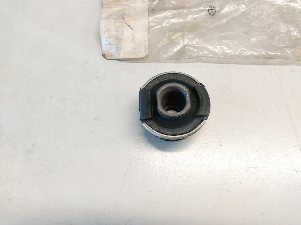 Купити Mercedes w168 втулка балка підвіска задній l p org