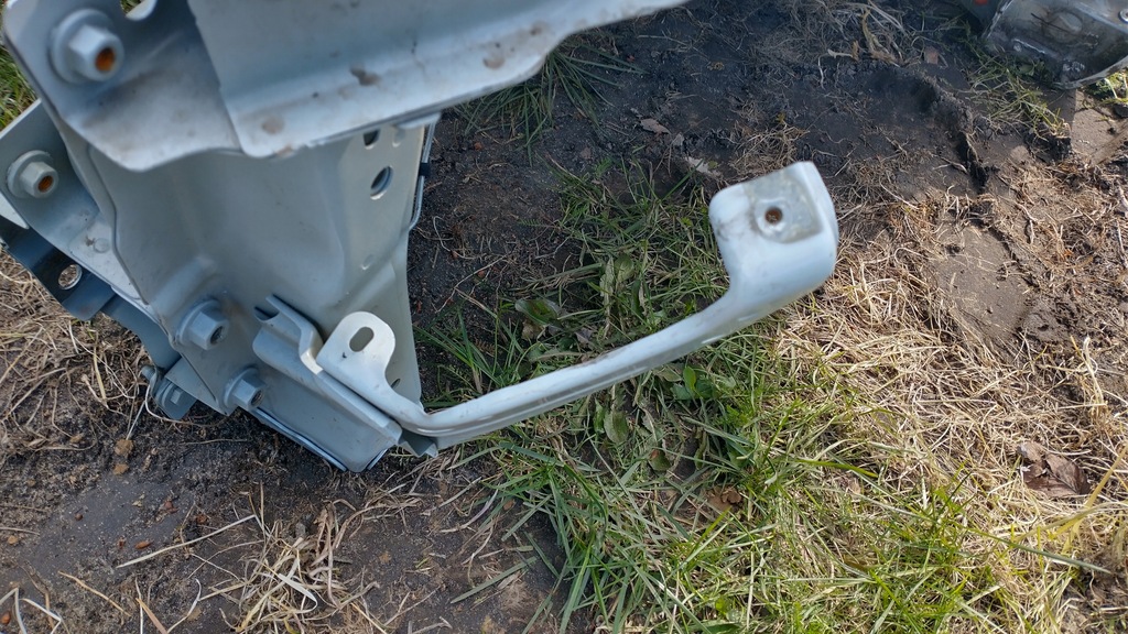 фото №3, Tesla model 3 четверть левая правая перед