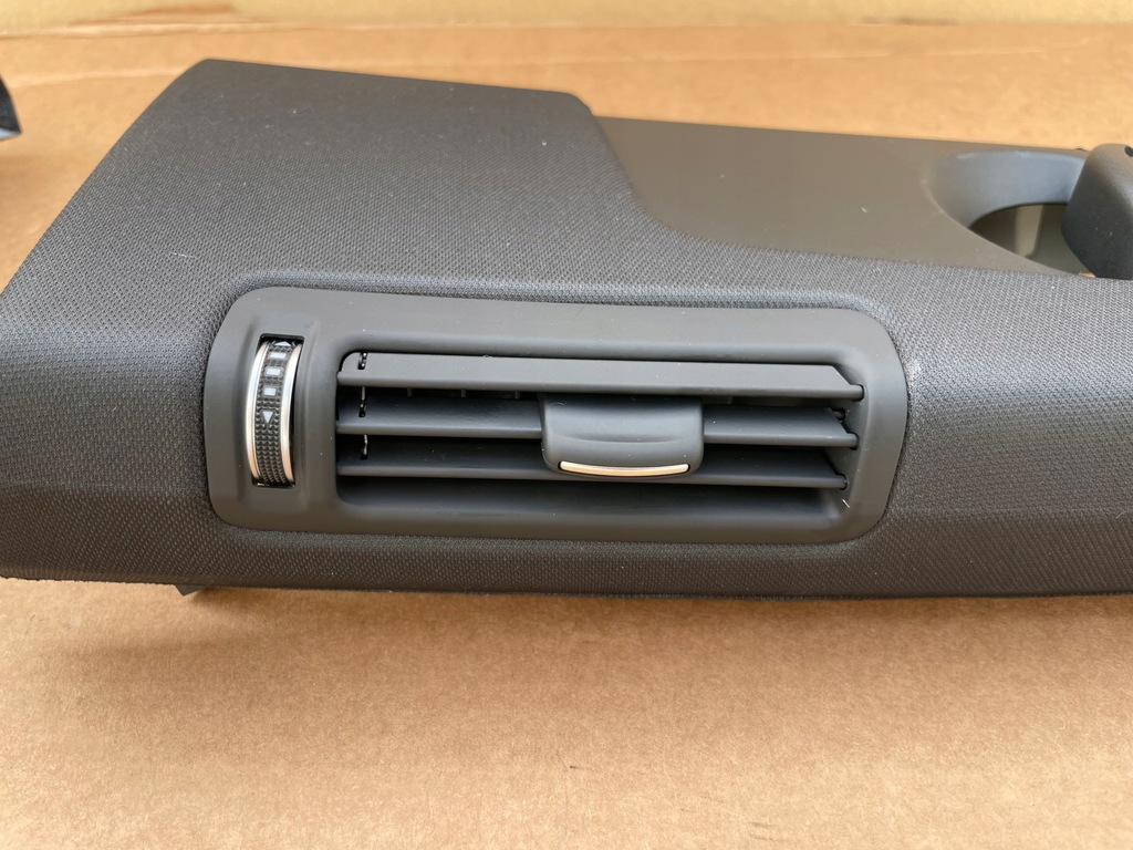 фото №5, Защита стойка audi q7 lift 4m0867244f чёрный jak новый оригинал правый