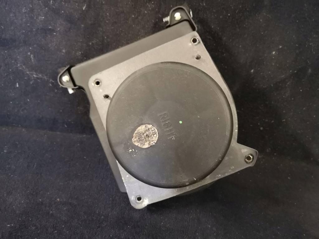 фото №4, Динамик задняя bang & olufsen a8 d3 4e0035382a