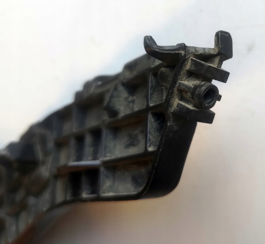 фото №4, Lexus rx 08-15 кронштейн напрямна бампера лівий задня