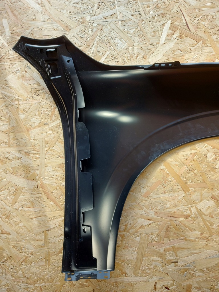 Крило ліве перед volvo xc60 2 2017- передній новий оригінальний 32297441 Зі Шроту