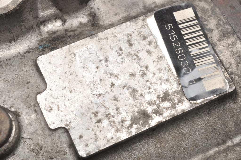 Signum vectra c iii 2.0 dti 16v 101km насос упорскування 55351528 0470504216 Оригінал