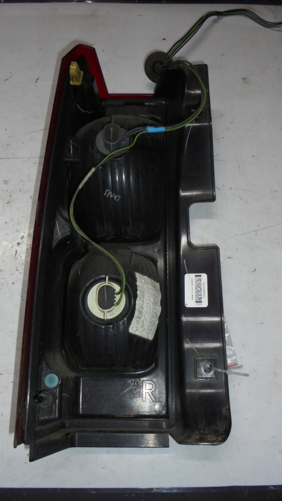 фото №6, Лампа правая задняя hummer h3 2005 3.5