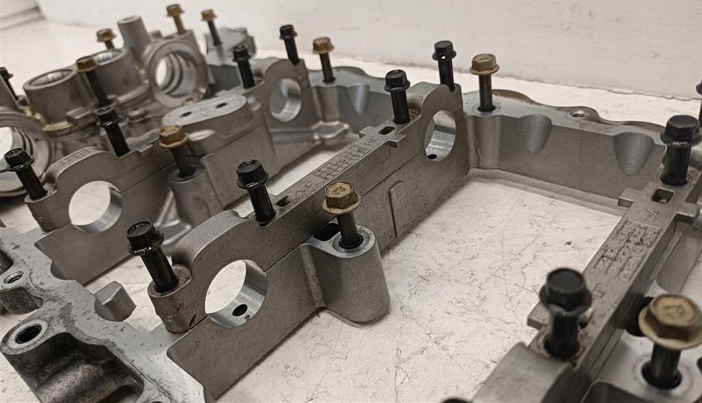 фото №9, Головка левая cadillac xt5 gmc chevrolet camaro vi 3.6 v6 lgx 16- 12666130