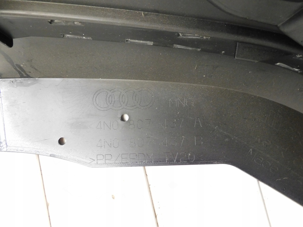 фото №15, Audi a8 d5 4n бампер перед передний решётка радиатора новый!