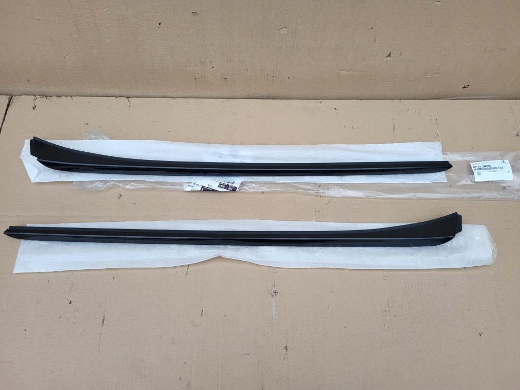 фото №1, Hyundai santa fe iii молдинг прокладка стекло перед