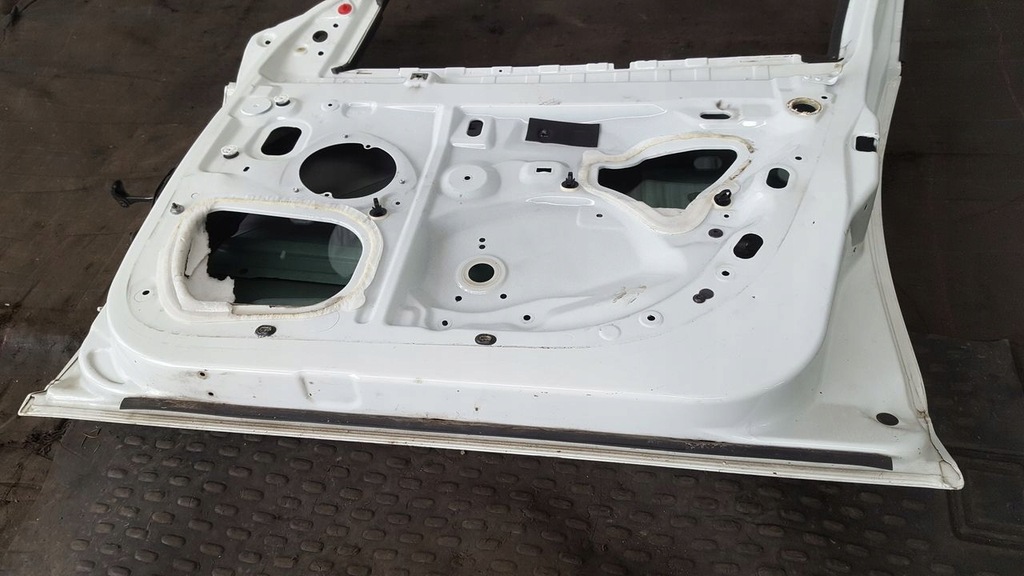 фото №11, Двері передні праве renault megane iii ov369