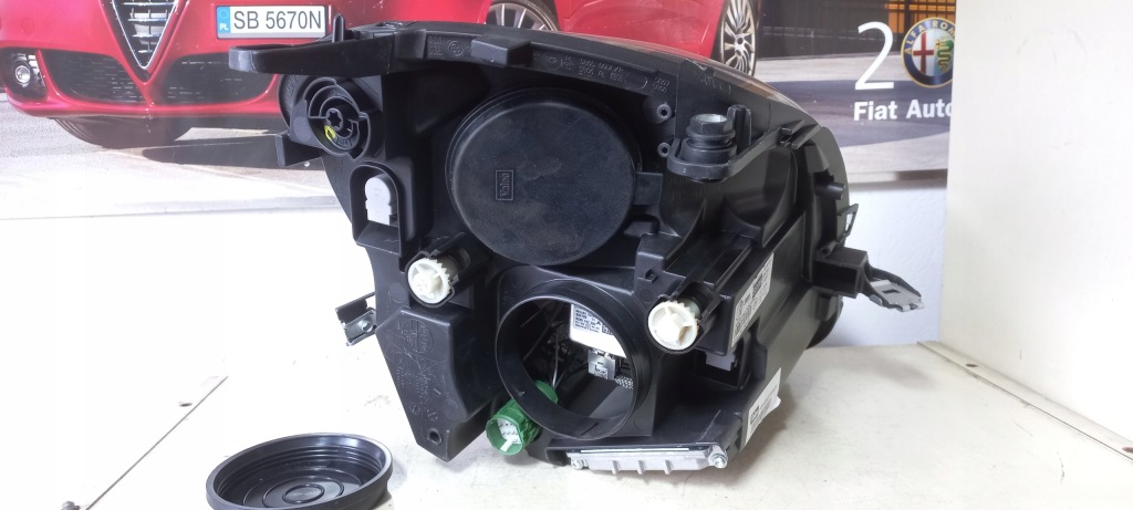 фото №3, Фары левый alfa romeo mito 50521540 3226