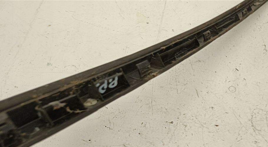 фото №8, Молдинг стекло лобовое правая citroen c5 iii kod eypc 9659145880