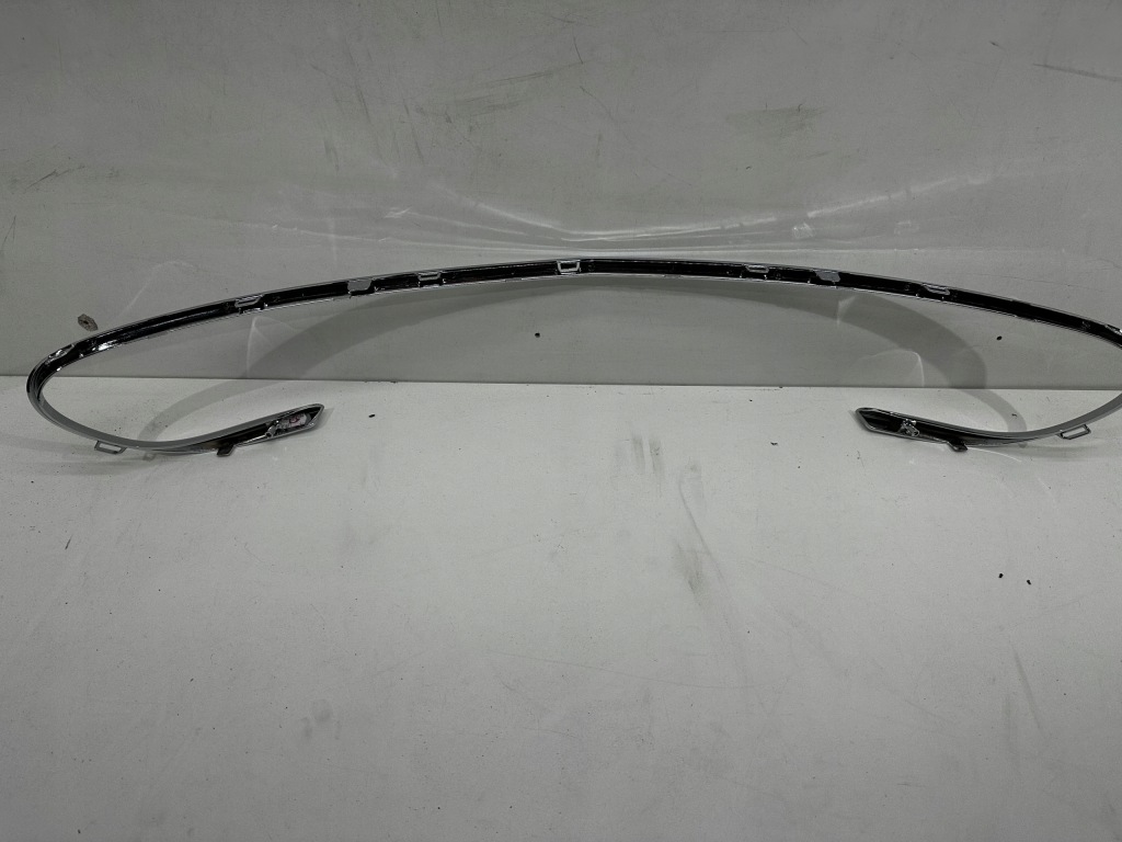 фото №1, Renault zoe nowa молдинг хром бампера перед 620847716r