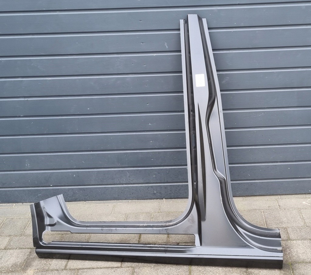 фото №1, Vw caddy 2k7 праве обшивка поріг блок двигуна 20-24