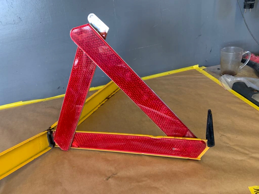 Трикутник попереджувальний opel rekord c commodore a #863 Київ