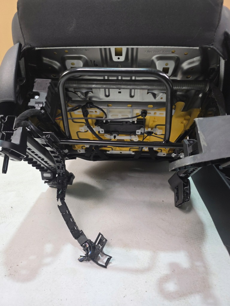 фото №8, Сидіння заднє сидіння салон ford puma ii mk2 czerwona nić