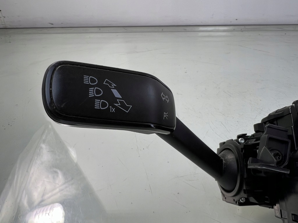 фото №2, Переключатель комбинированный octavia iii 5q0953507dc