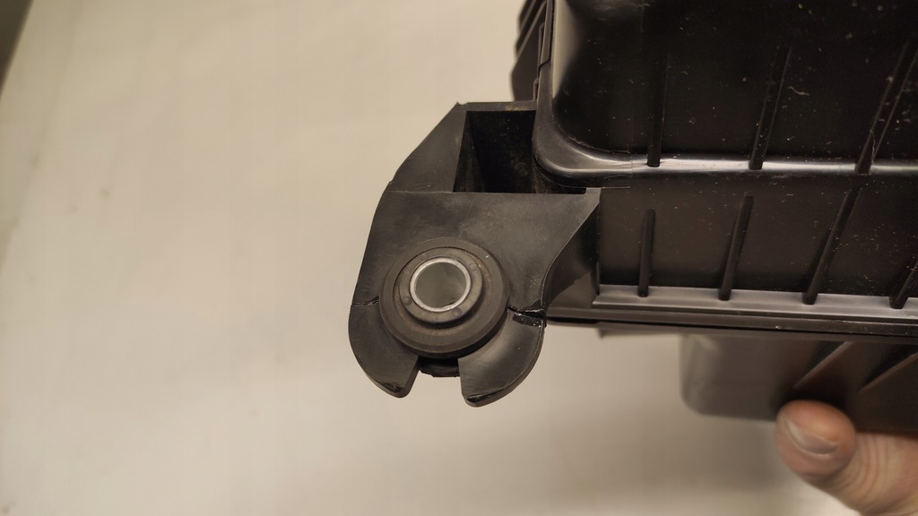 фото №5, Корпус фильтра воздуха kia venga бензин 09-15 28110-1p100 28112-1p100