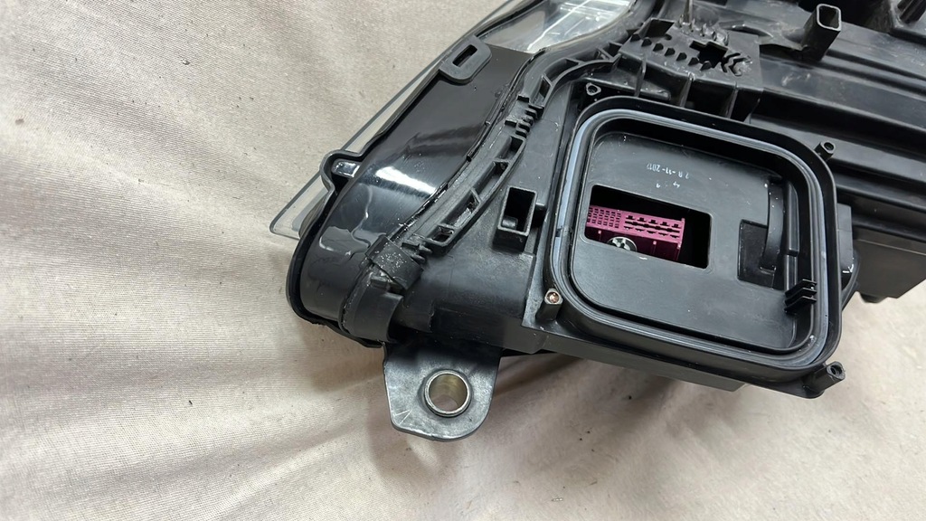 фото №11, Лампа mercedes c klasa 204 lift ils поворотна ксенон