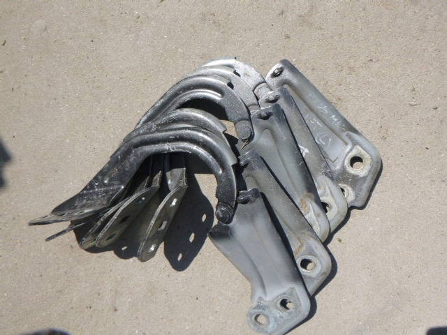 фото №1, Петля капот лівий ford kuga mk2 focus mk3