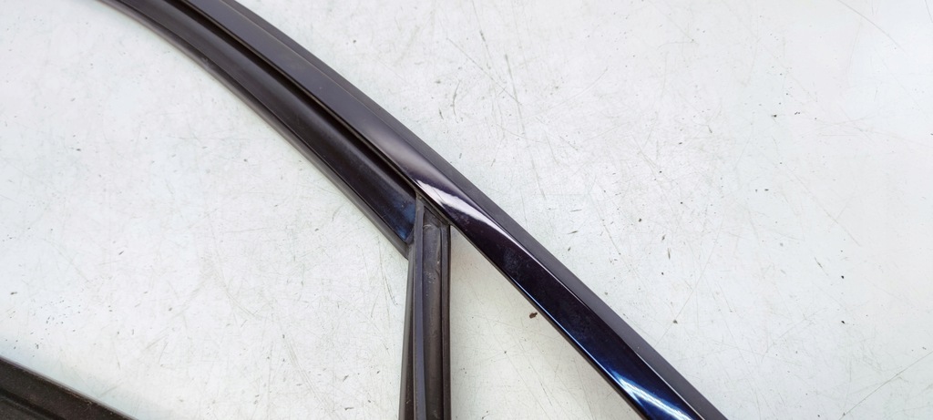 фото №6, Прокладка двері правий перед audi a6 c7 4g0837432