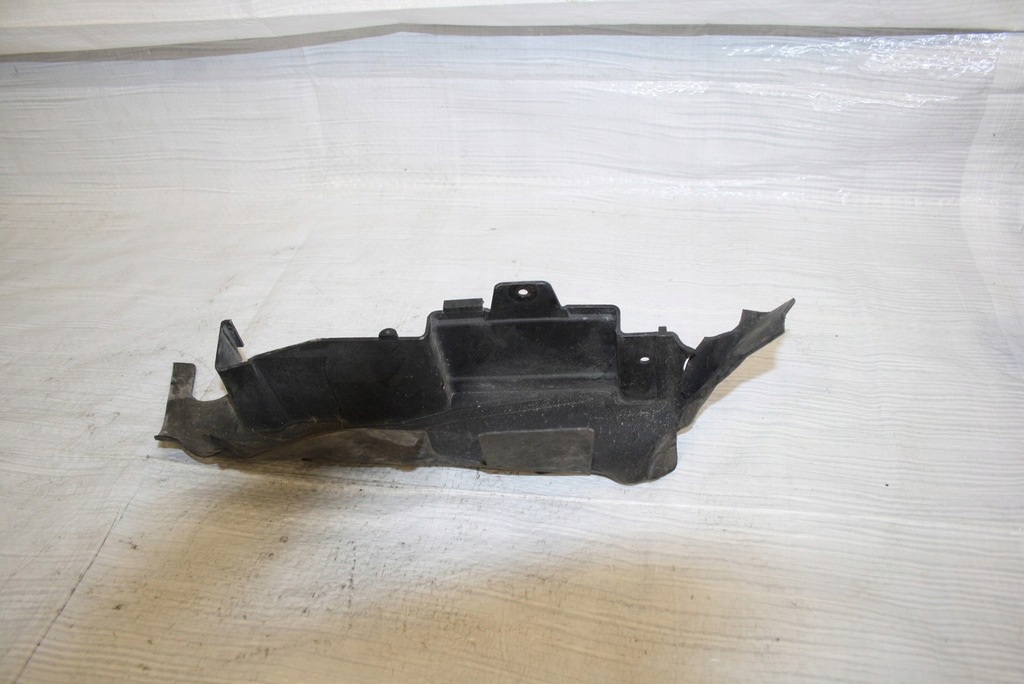 фото №8, Воздуховод воздуха audi a4 b5 8d0121284e