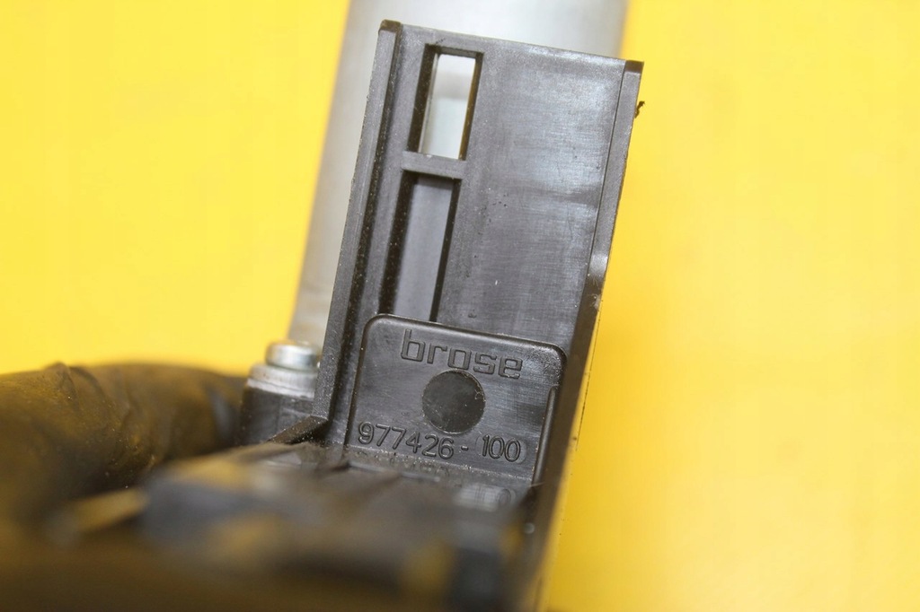 фото №6, Моторчик стекло правый задняя v60 s60 ii 966265-101