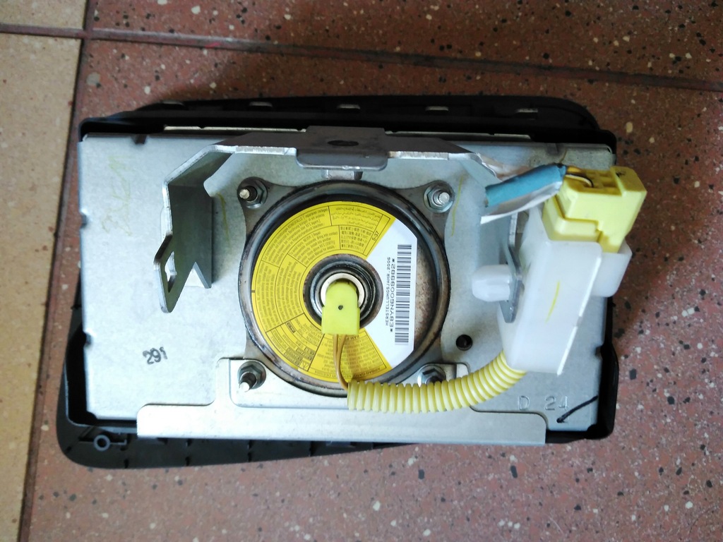 фото №5, Toyota aygo 2 x подушка безопасности + pas безопасности левая сторона