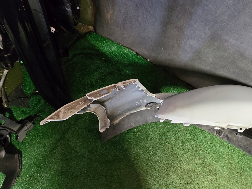 фото №10, Бампер перед передний porsche taycan 9j1