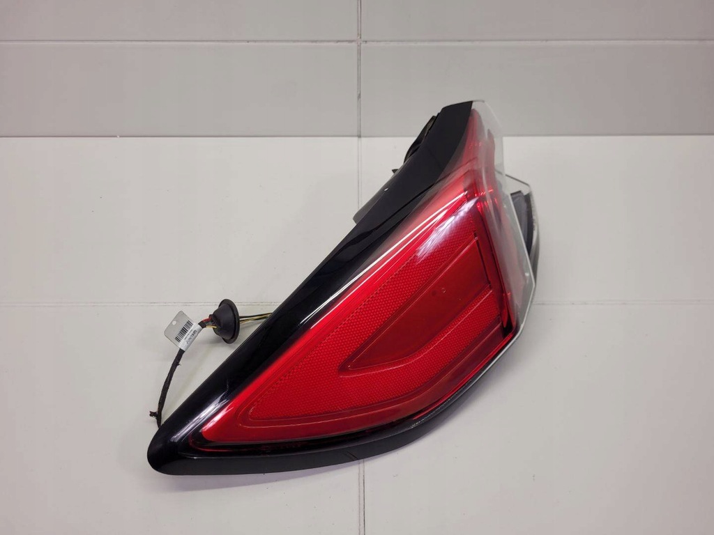 фото №8, Лампа задняя левая сторона ford kuga 3 2020 lv4b-13405-bc