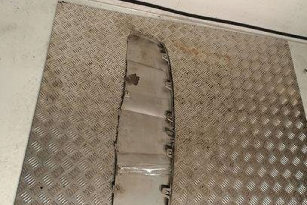 Нижняя накладка бампера bmw x5 e70 7176248 2.99l дизель 173kw 2009 Киев