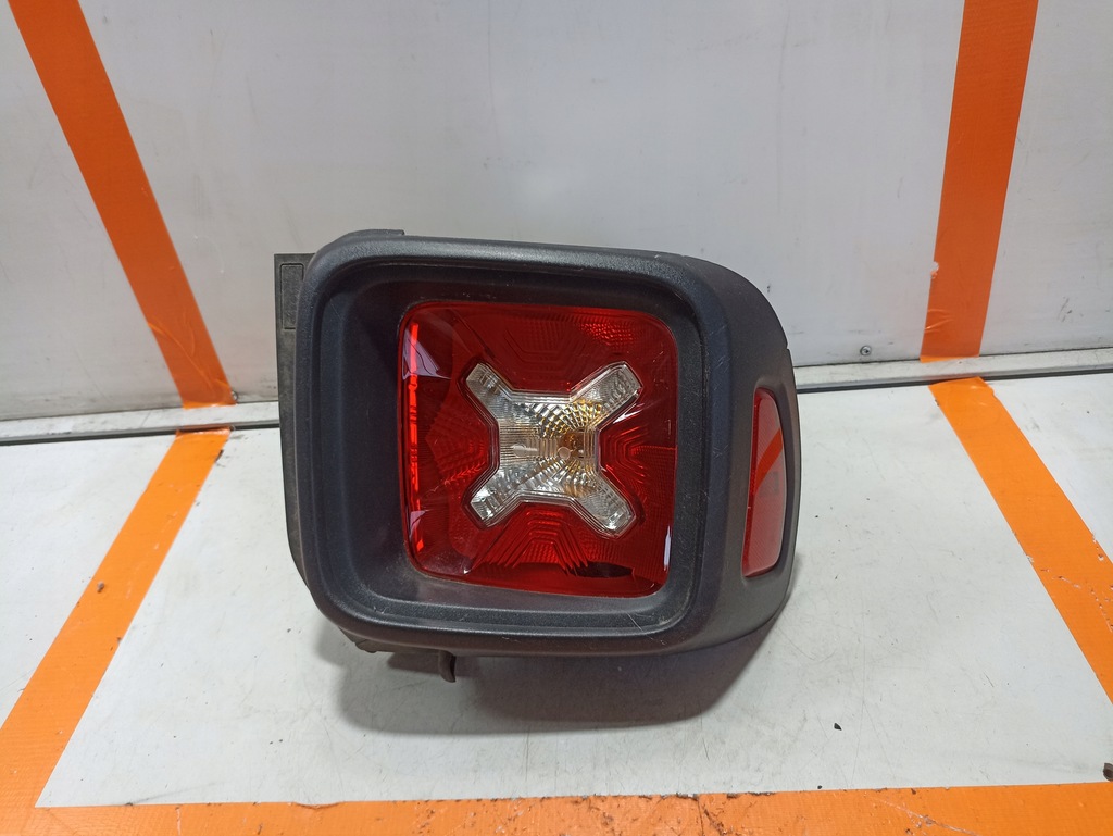 фото №1, Jeep renegade лампа левая задняя 52060585