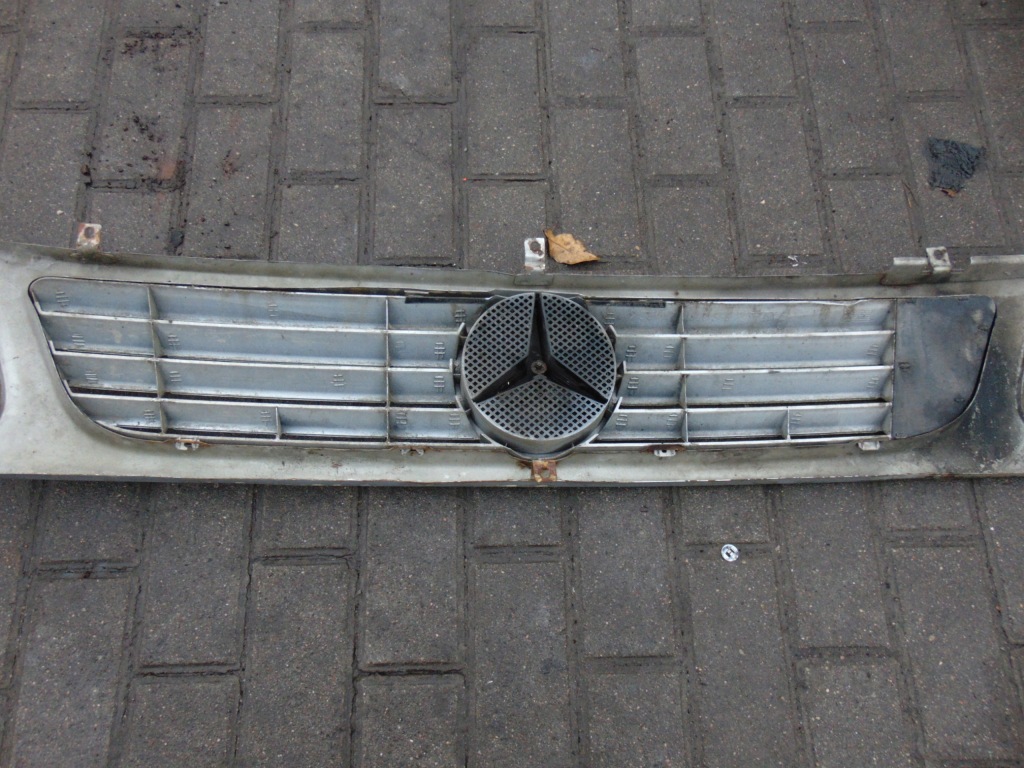 фото №11, Решітка радіатора решітка радіатора mercedes vito w638 europa