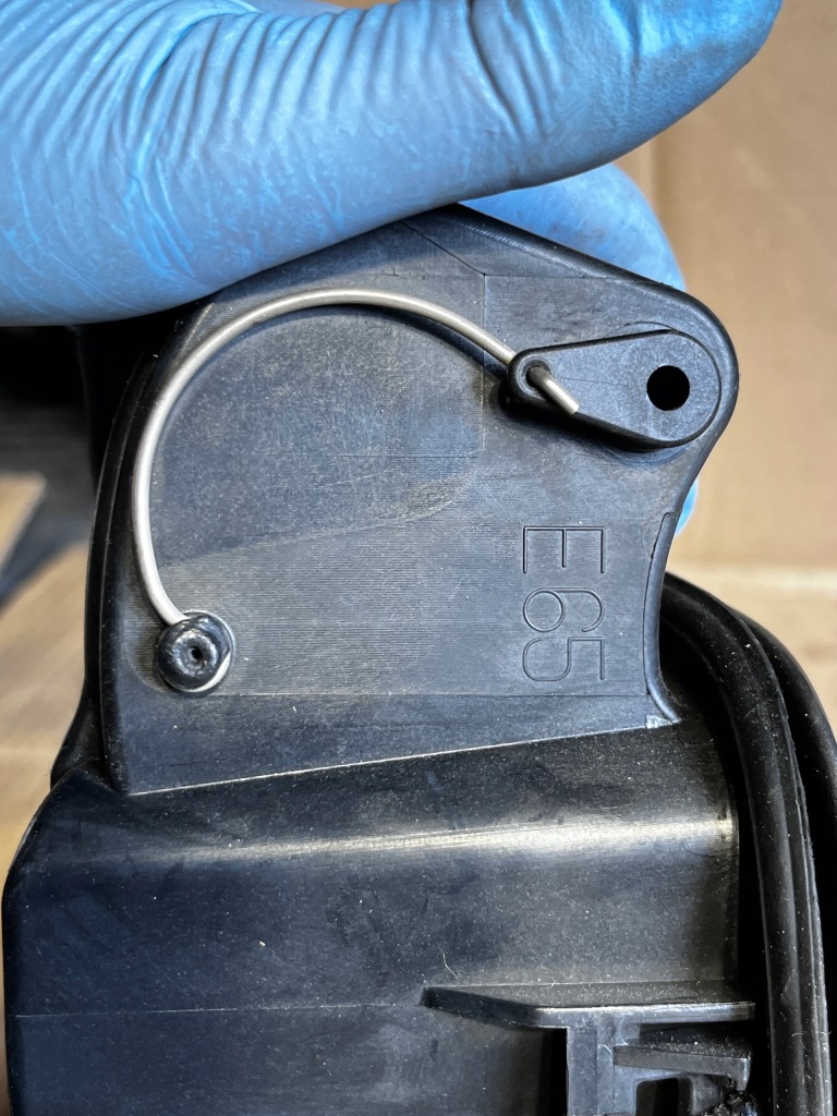 21 bmw e65 крышка заливной топлива 7003915 в Украине