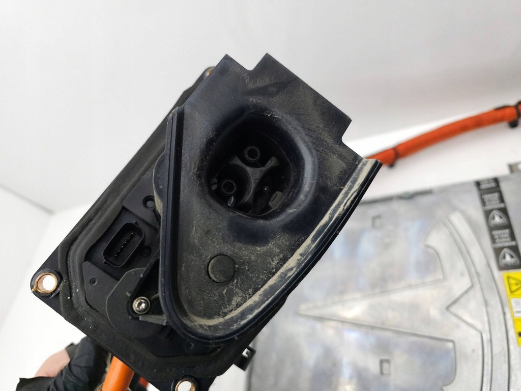 фото №6, Tesla model s 2016 зарядний пристрій do акумулятор