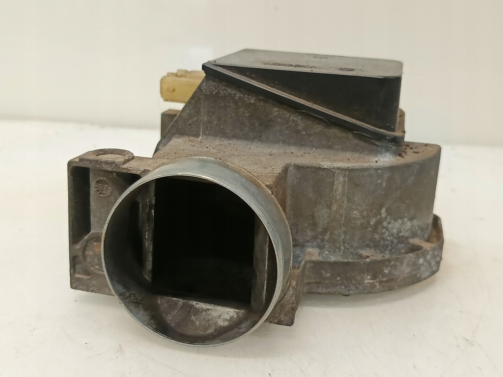 фото №1, Расходомер воздуха audi 80 b4