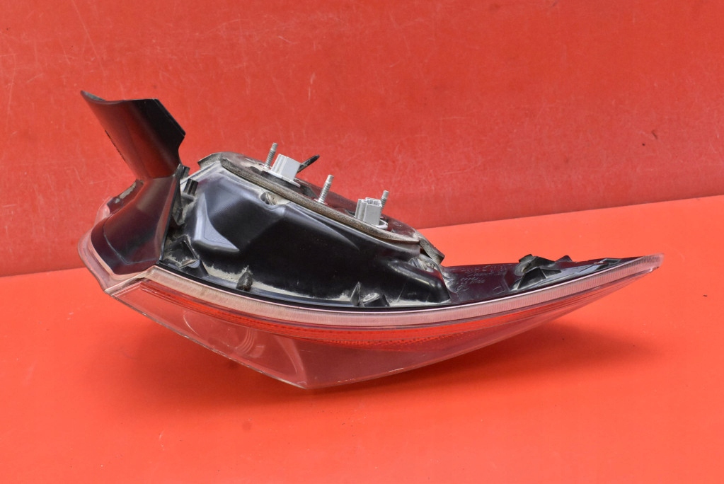 фото №7, Лампа правая задняя задняя bbn751150 mazda 3 2 ii bl 5d hb 09-13