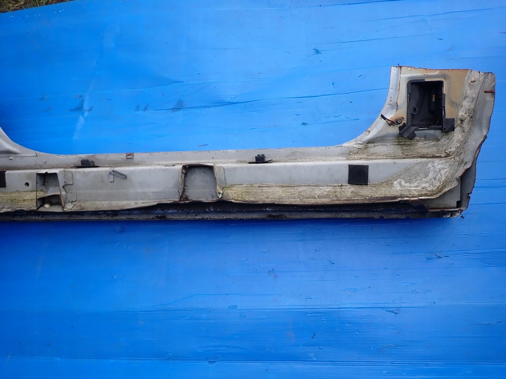 фото №11, Hyundai i20 3d 08-12 порог левый