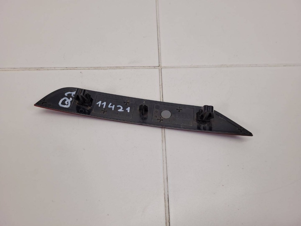 фото №9, Відбивач права сторона audi q2 2018 81a945106